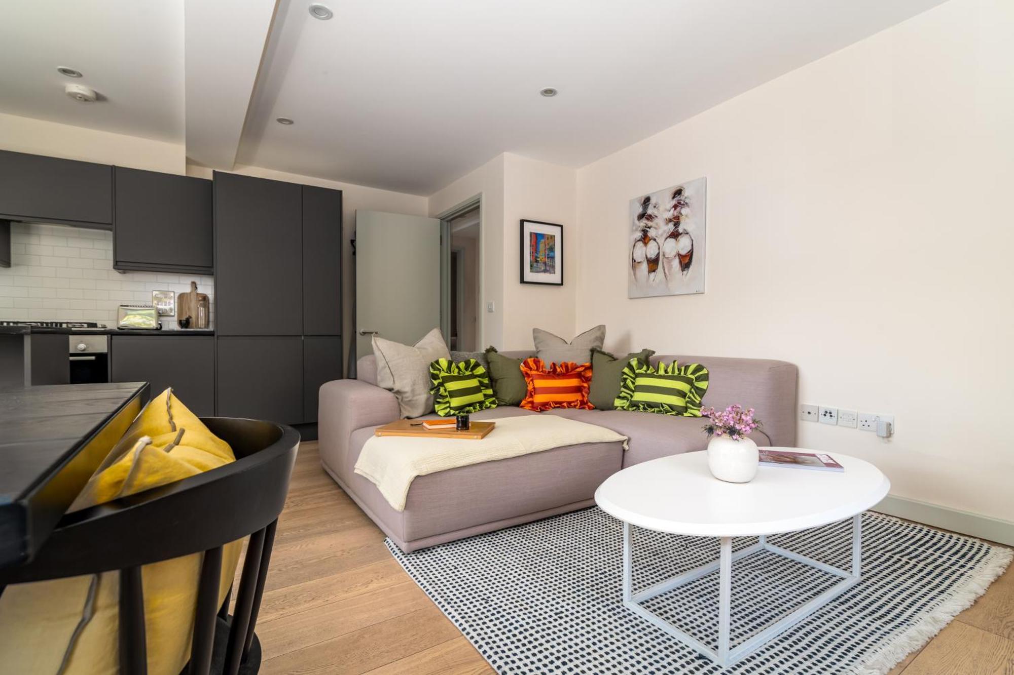 Appartement 2 Bedroom In Bridge Londen
