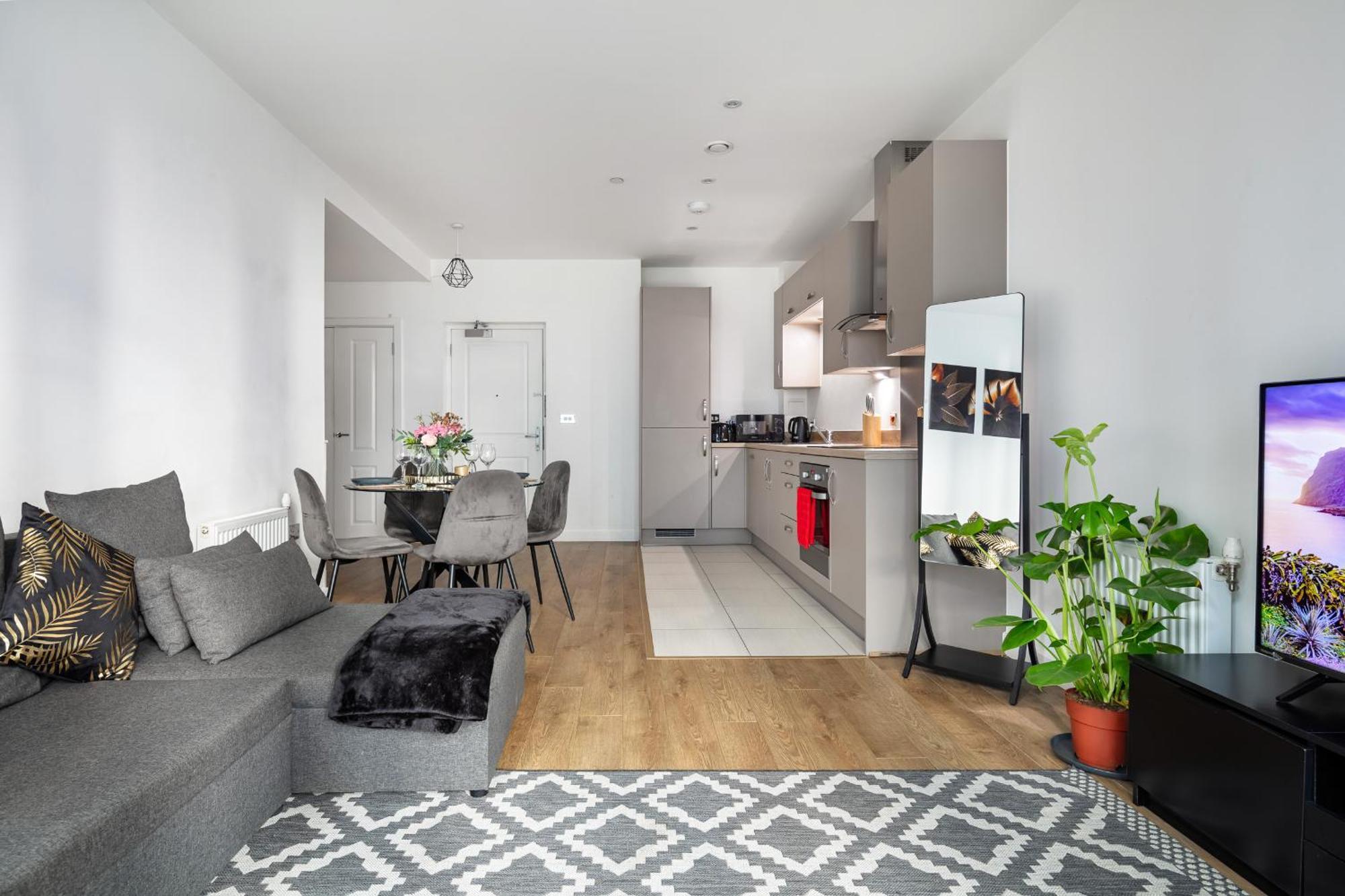 Modern Flat In Zone 1 *