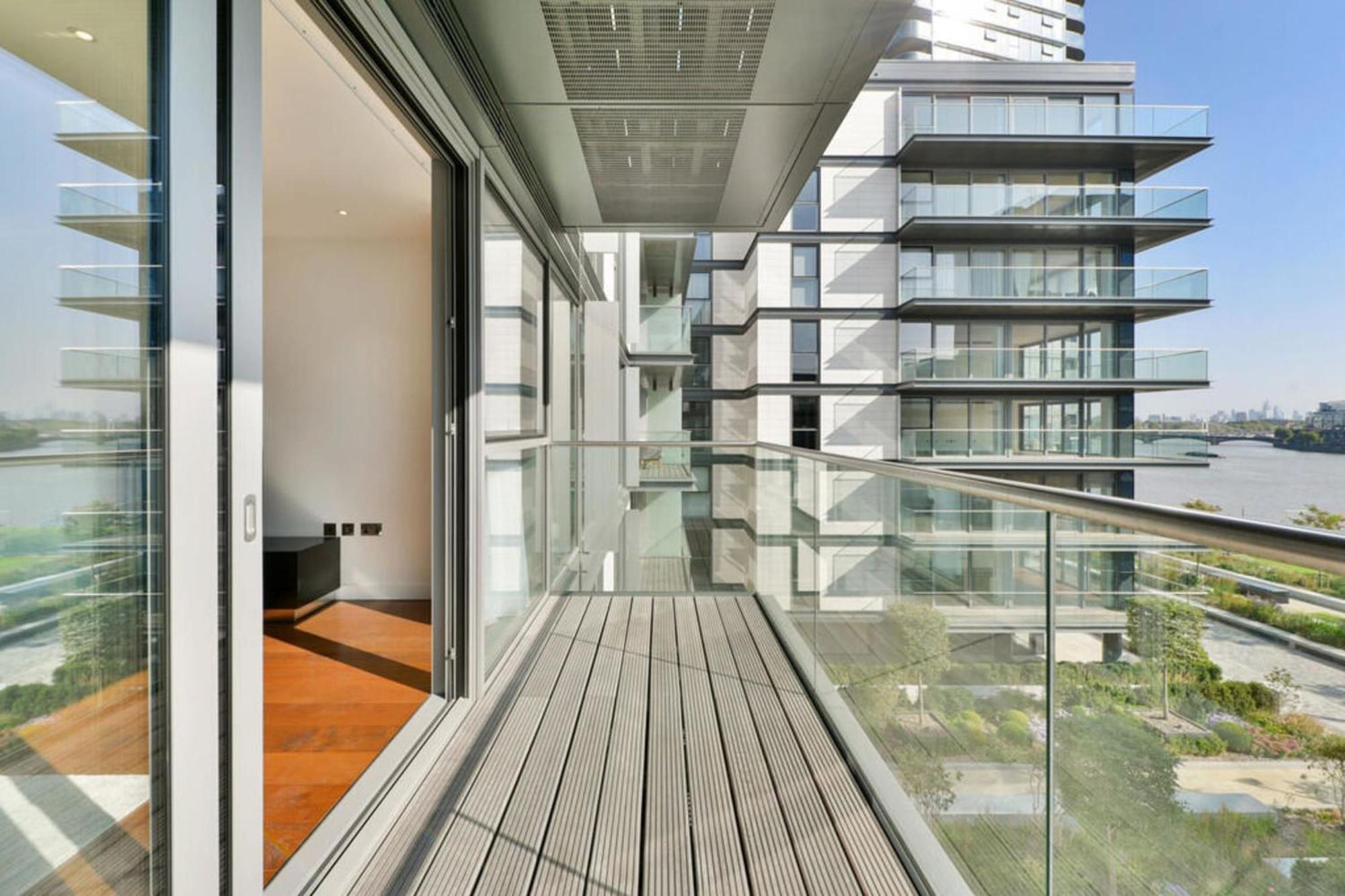 Exquisite And Spacious Chelsea Waterfront Two Bedroom