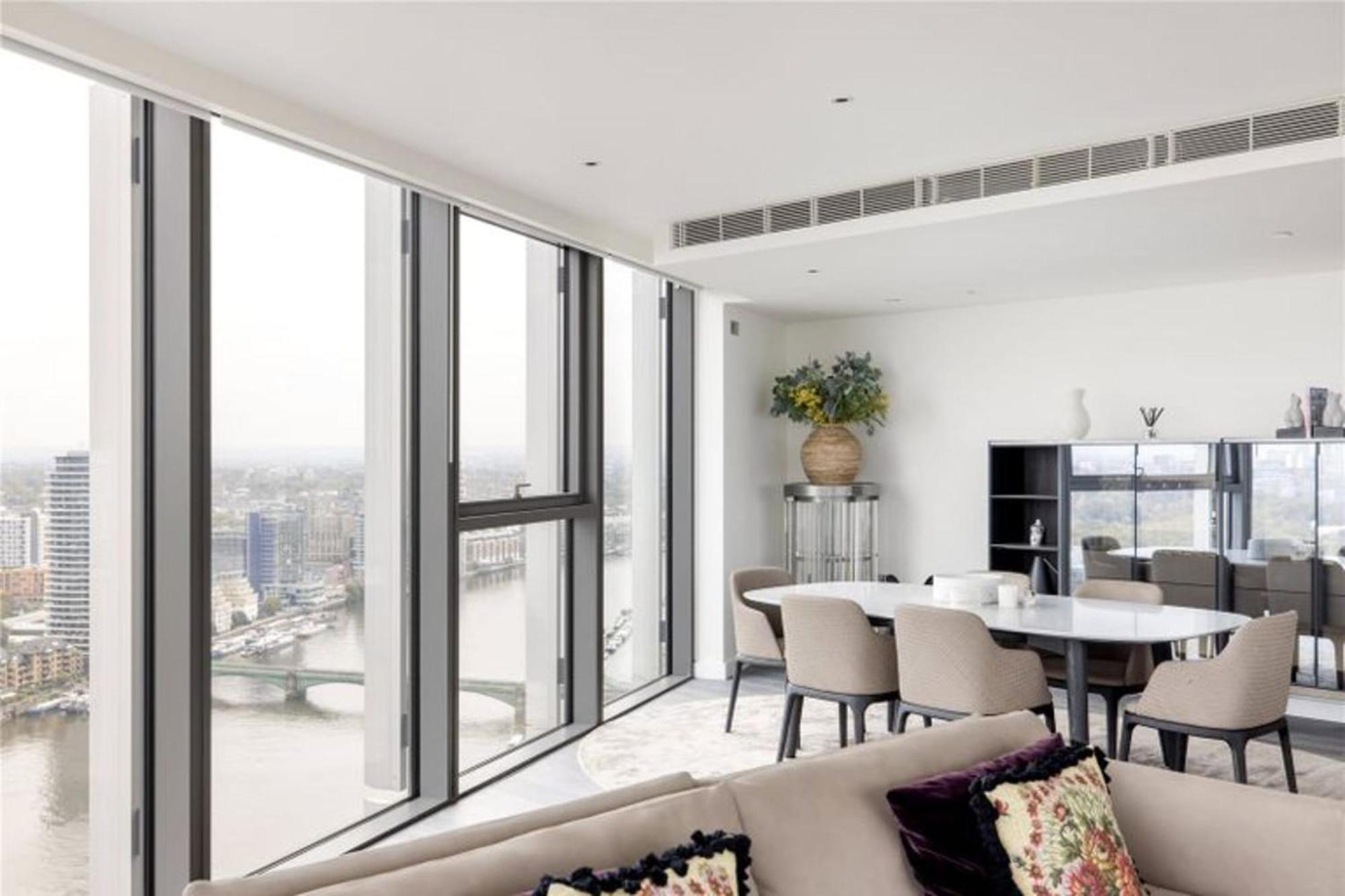 Chelsea Waterfront 3 Bedroom Penthouse With Stunning Views Apartment London
