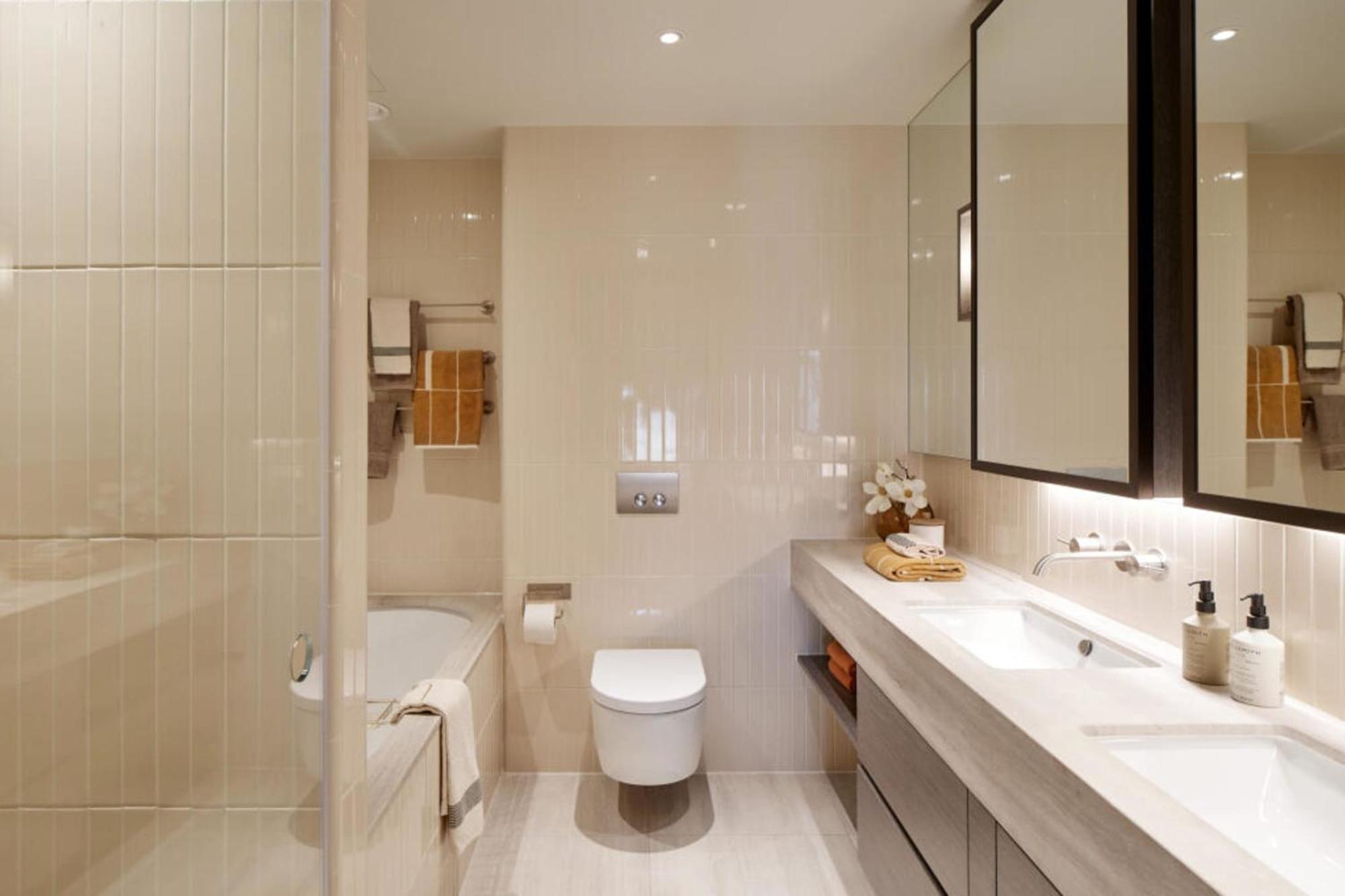 Water View Stunning 3 Bedroom Penthouse London