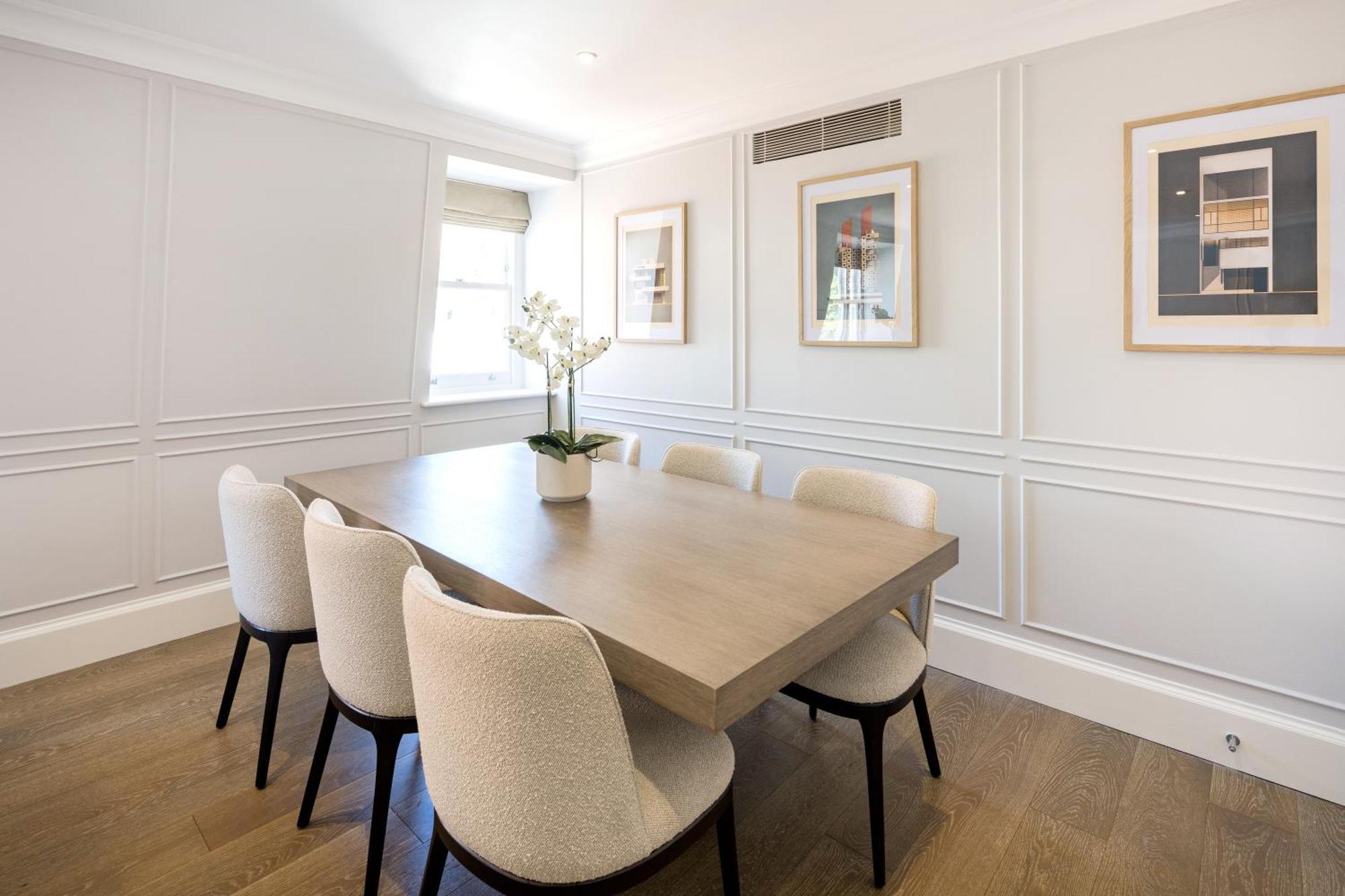 Aparthotel Buckingham & Lloyds Knightsbridge 5*