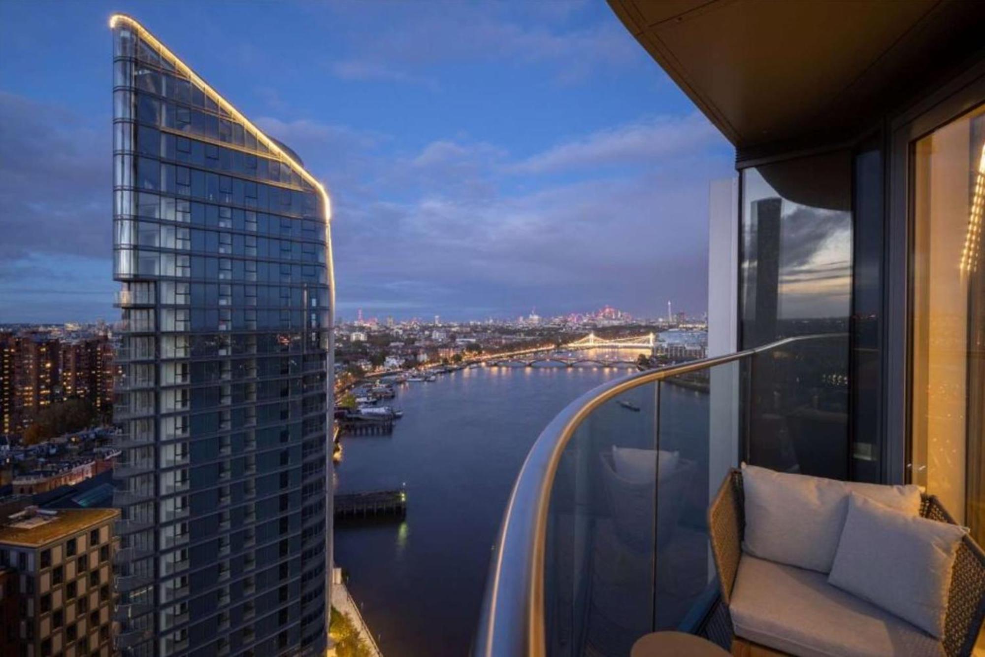 Master Class Three Bedroom With Panoramic Views London