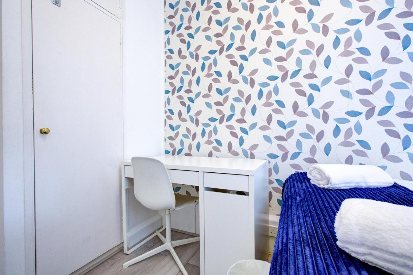 Modern, Family-friendly By Hyde Park & Museums Apartment