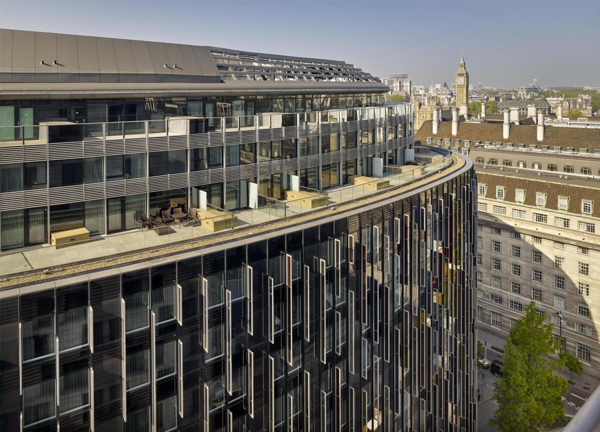 Park Plaza Westminster Bridge 4* London