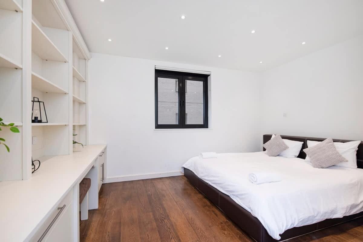 Apartment 2 Bed Maissonette London