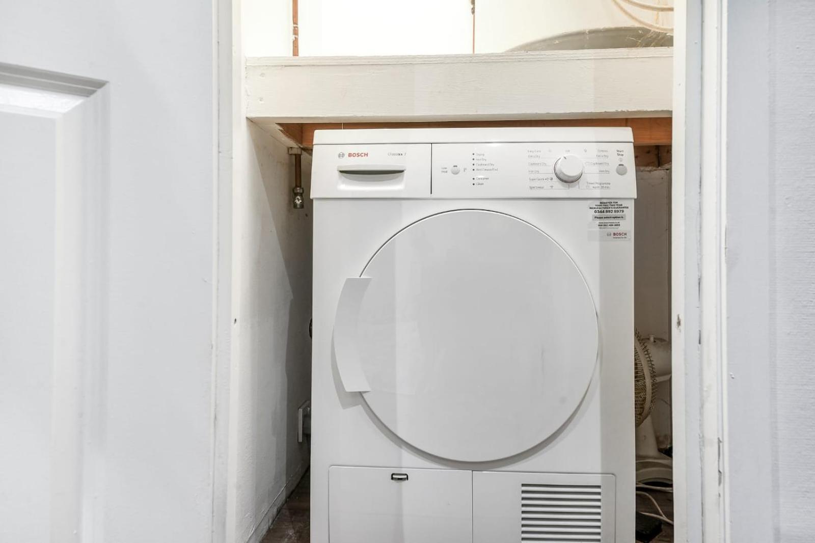 Apartment Stylish London Basement Flat With Patio Near Edgware Road & 6Mins Walk To Marble Arch Station *
