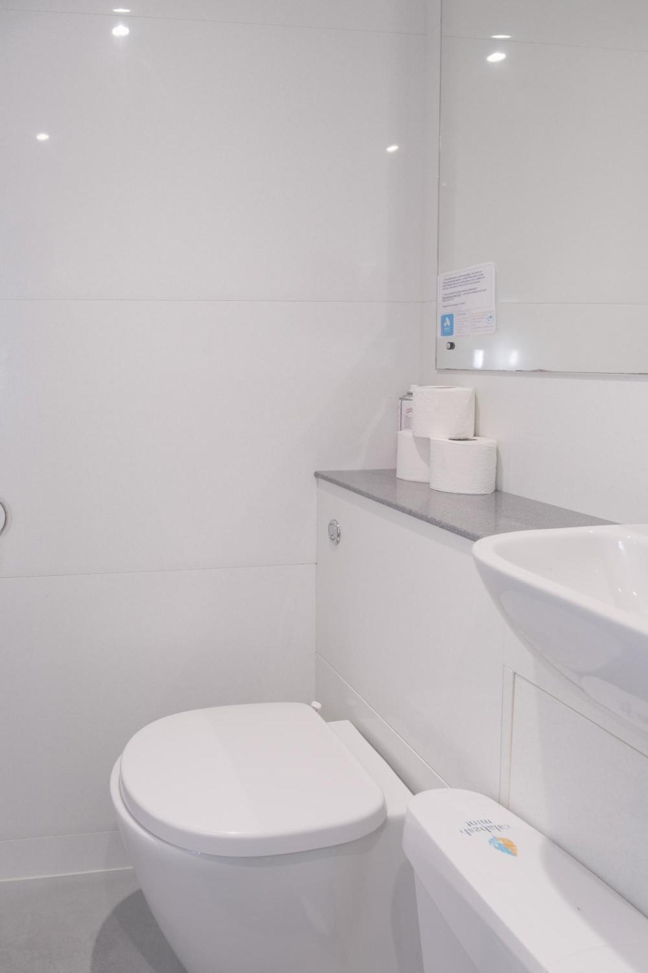 Hostel Astor Kensington London