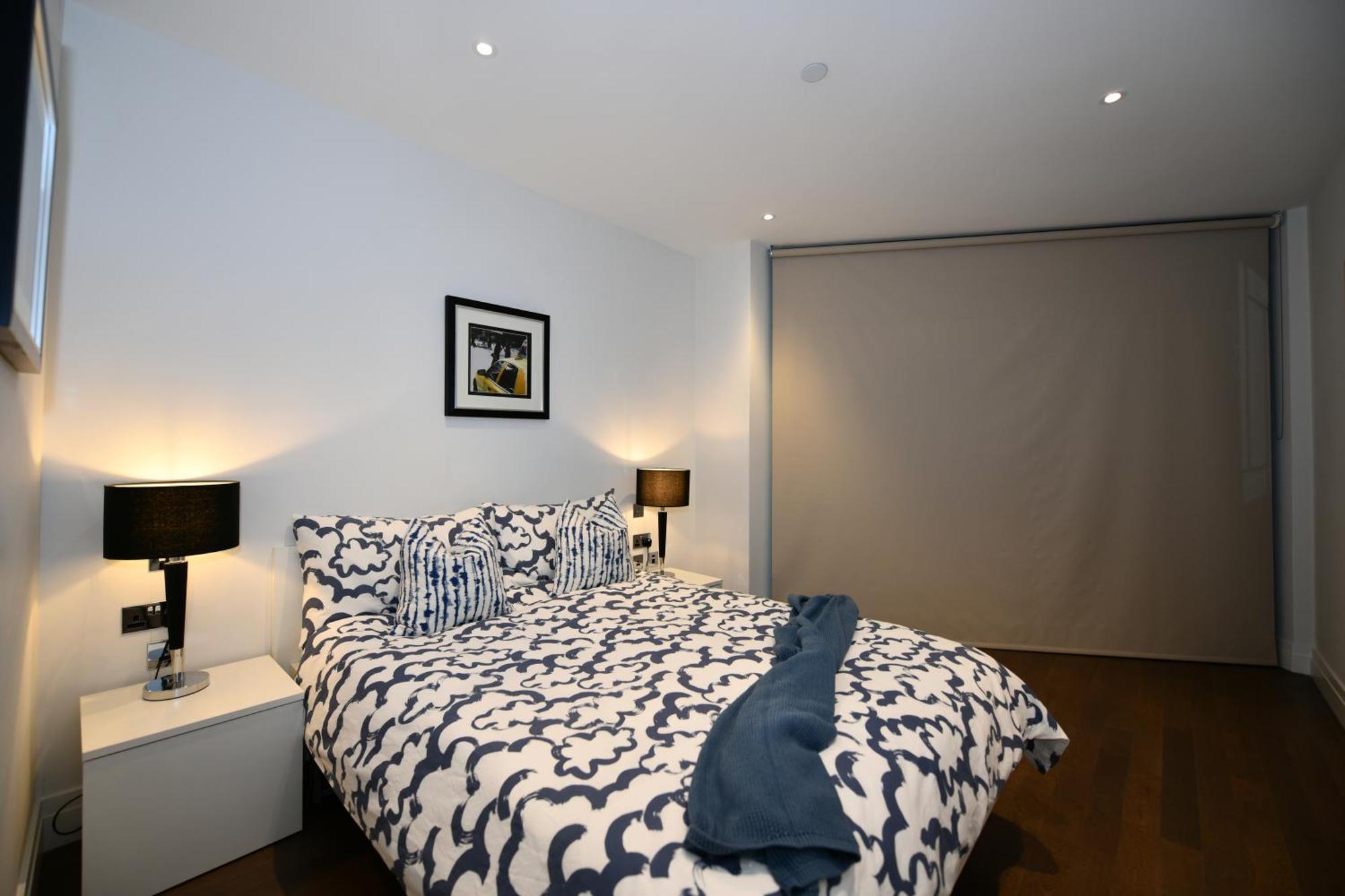 Apartment Two Bedroom Flat-heart Of London