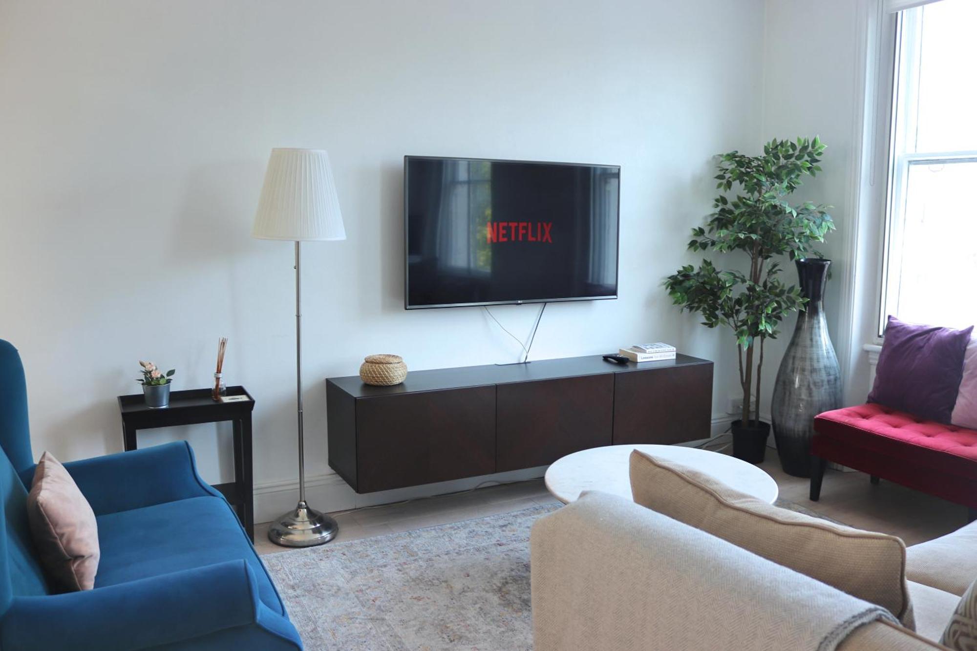 Stylish 2br Chelsea Penthouse With Private Rooftop * London