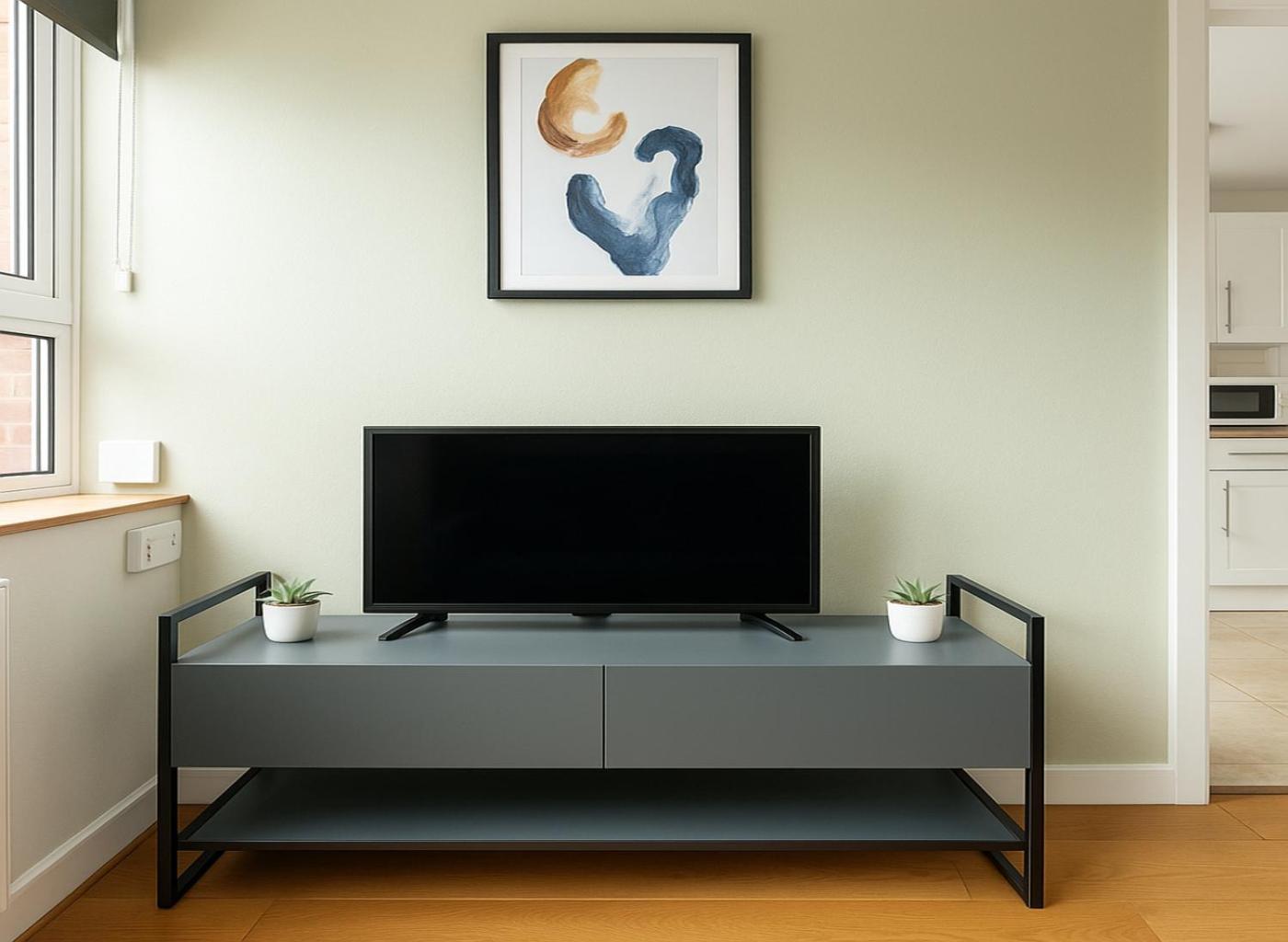 Apartment Comfortable West Near Acton Town Station