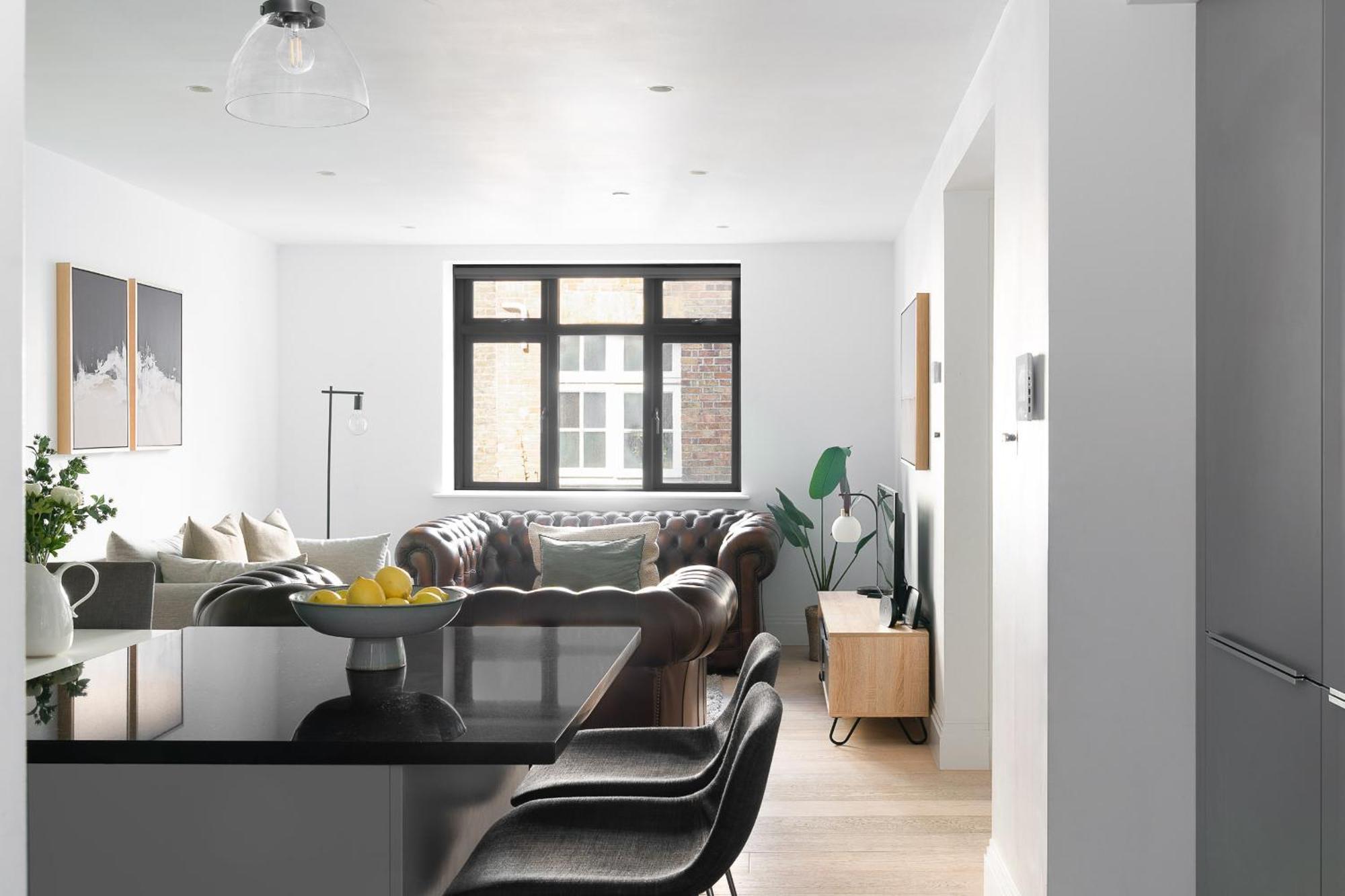 Oxford Circus Apartment