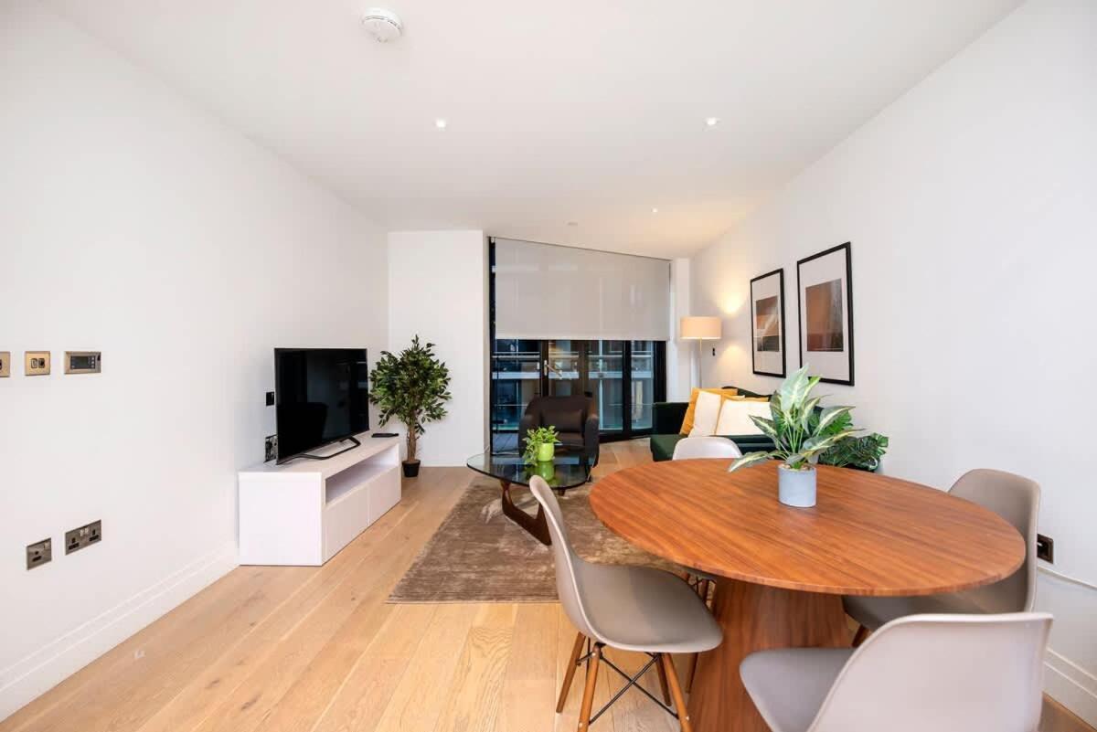 Apartment Stylish 2 Bed Close To Battersea Power Station London