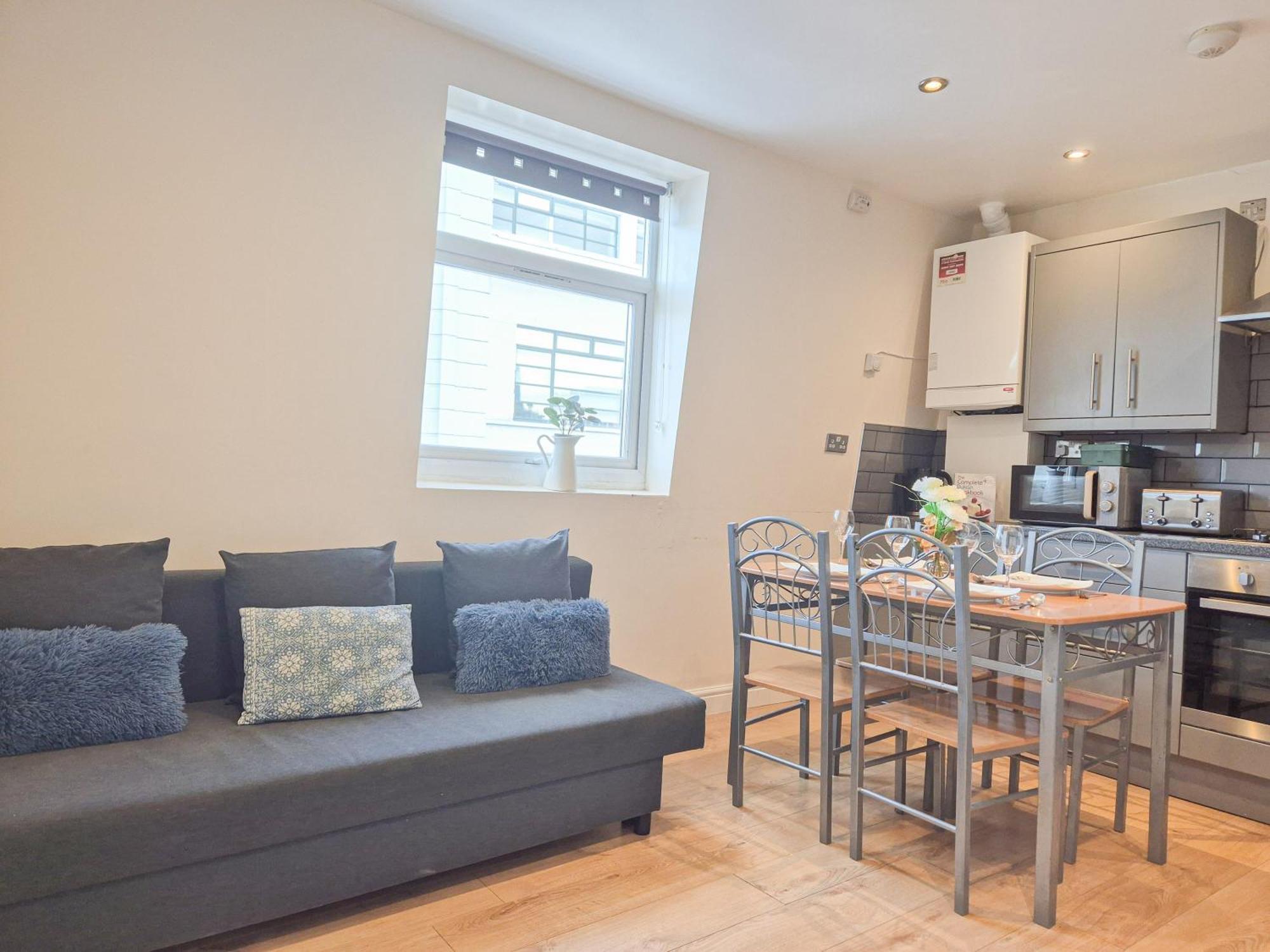 Apartment Lovely 3 Bedroom Flat , Aldgate, Tower Hill, Whitechapel