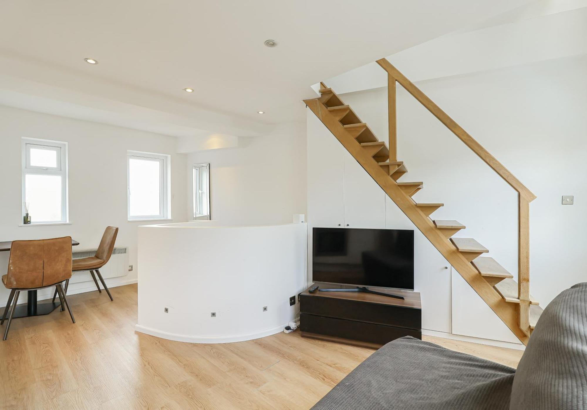Apartment Near Harrods London