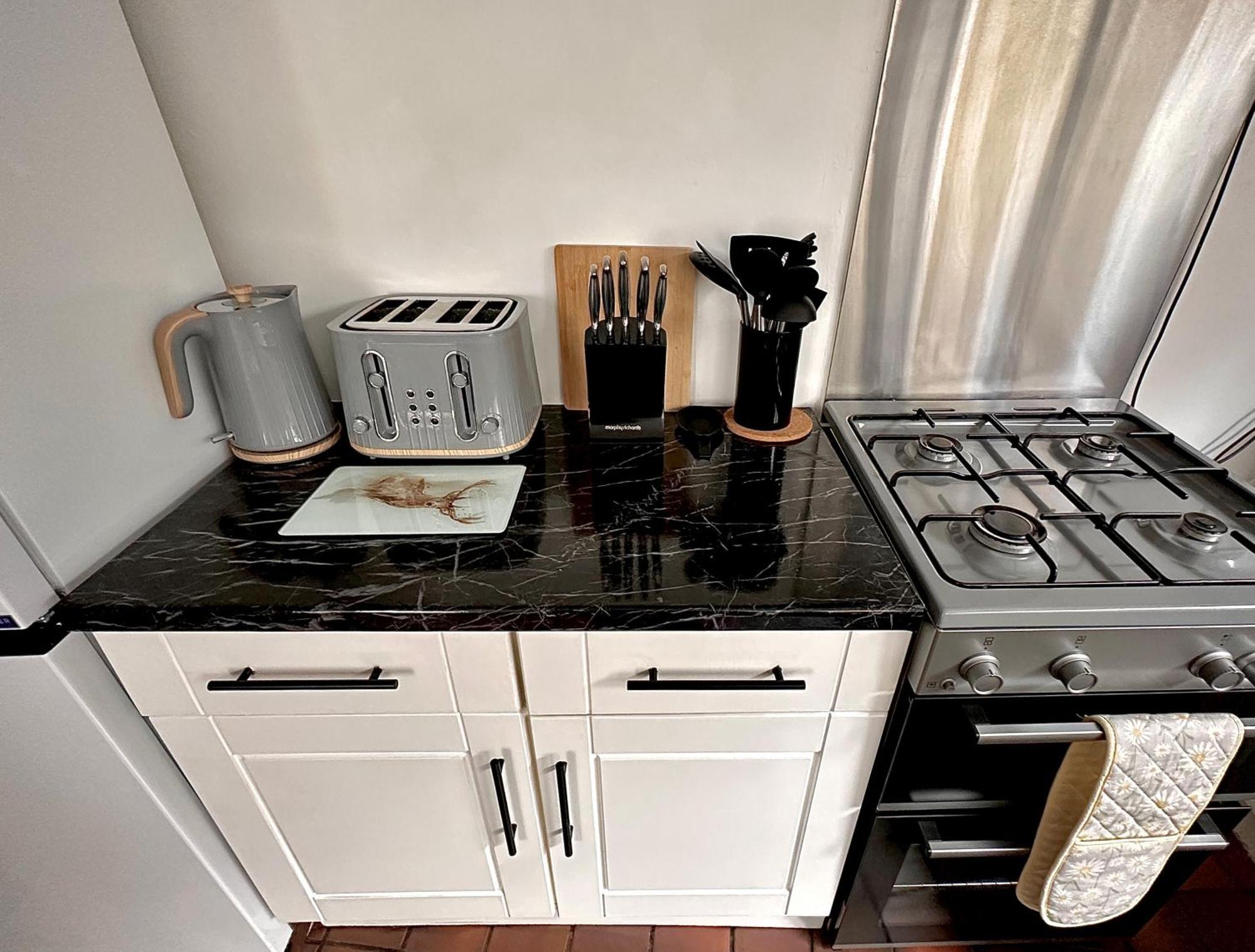 Fulham Tranquil 2bd King Bed With Parking & Gdn Apartment London