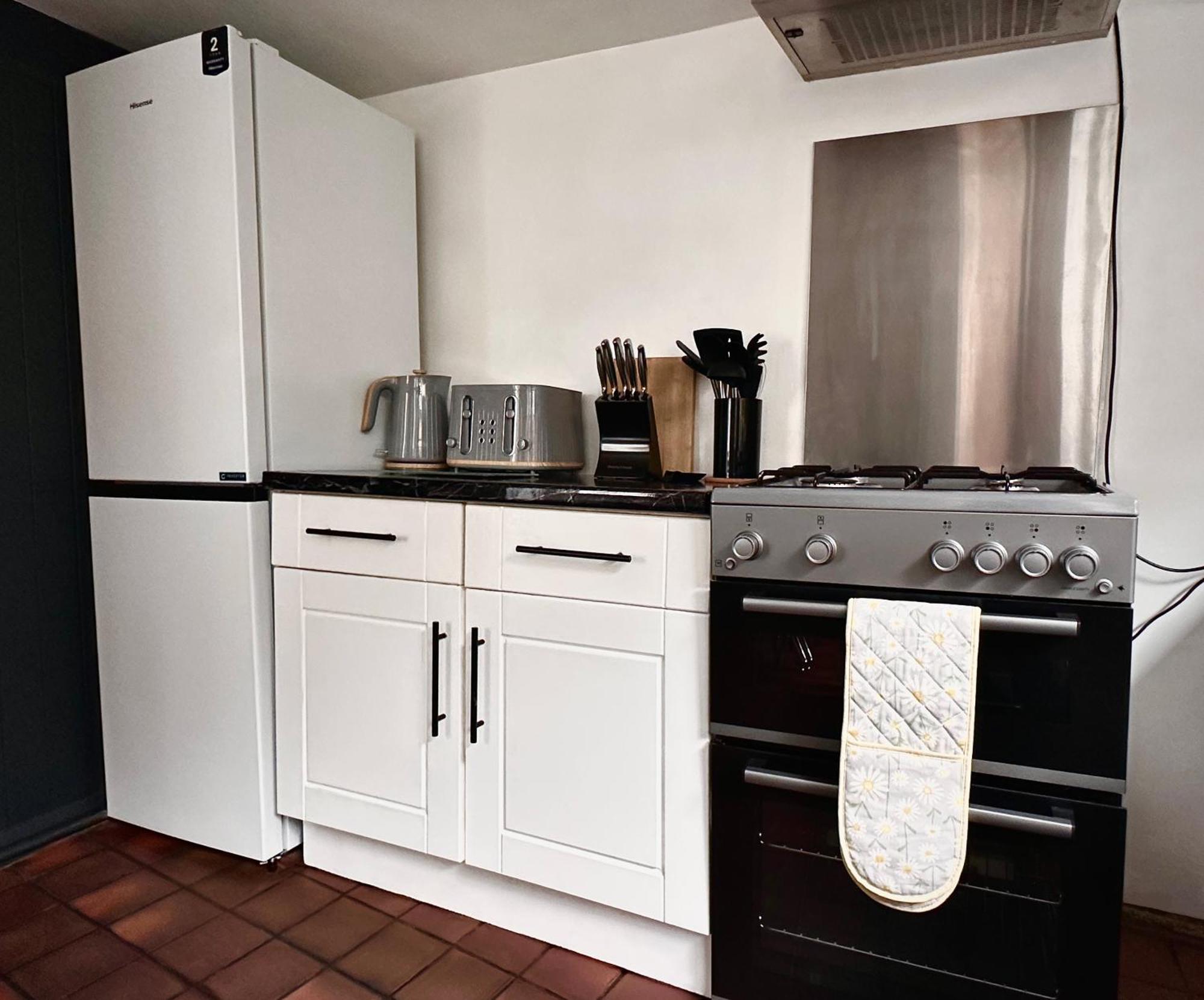 Fulham Tranquil 2bd King Bed With Parking & Gdn Apartment *