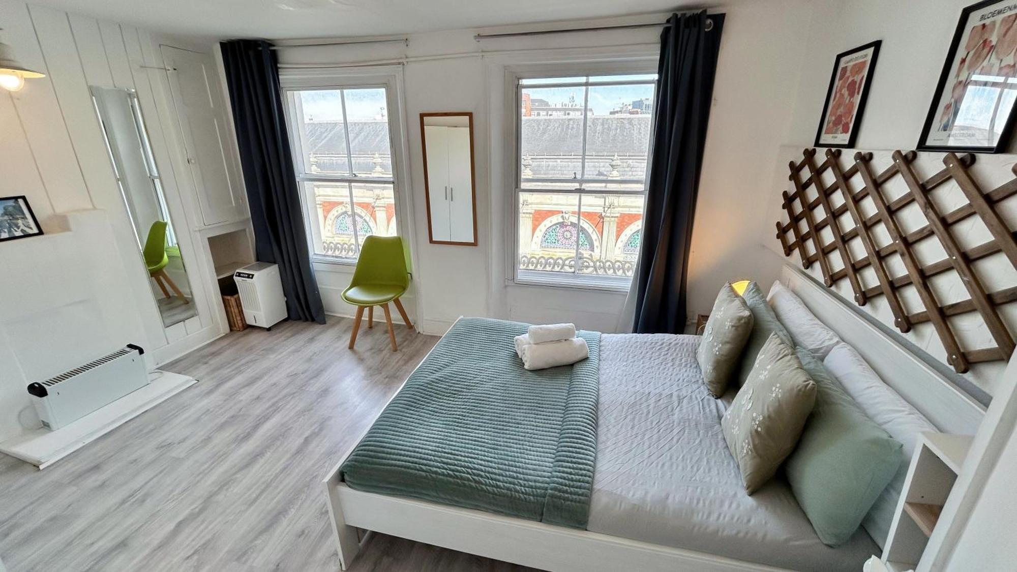 Chic 2-bedroom Flat In Farringdon Barbican Centre Holiday home