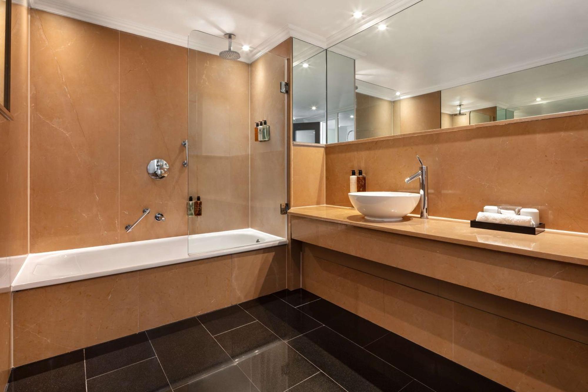Radisson Blu Hotel, Bloomsbury