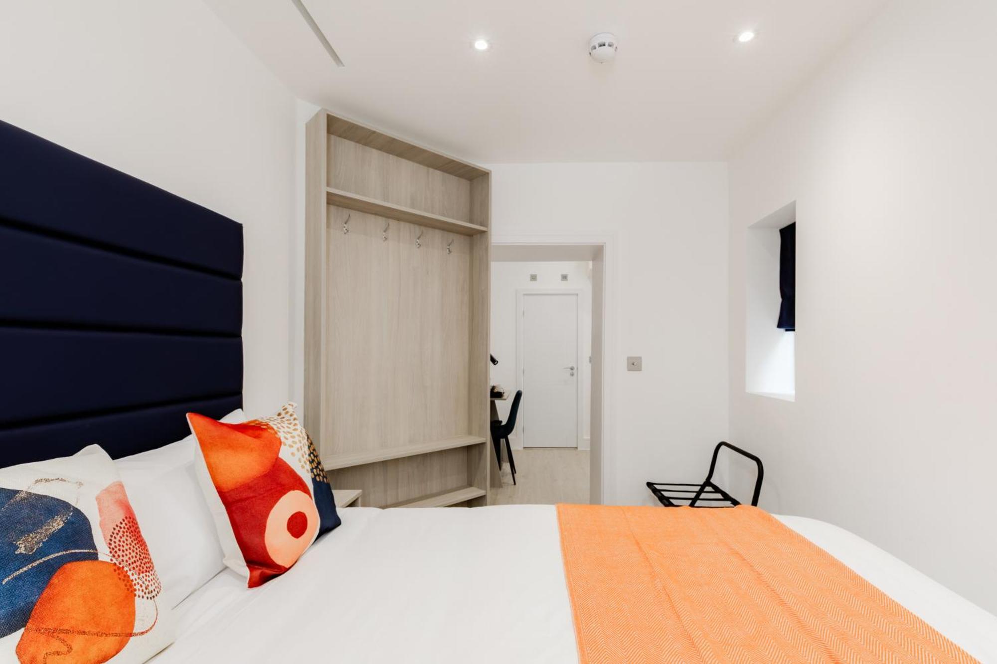 Upper Berkeley 3*