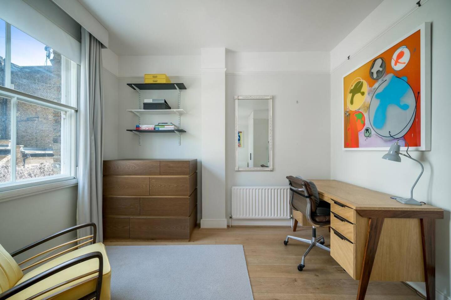 Captivating Flat In Fulham Apartment *