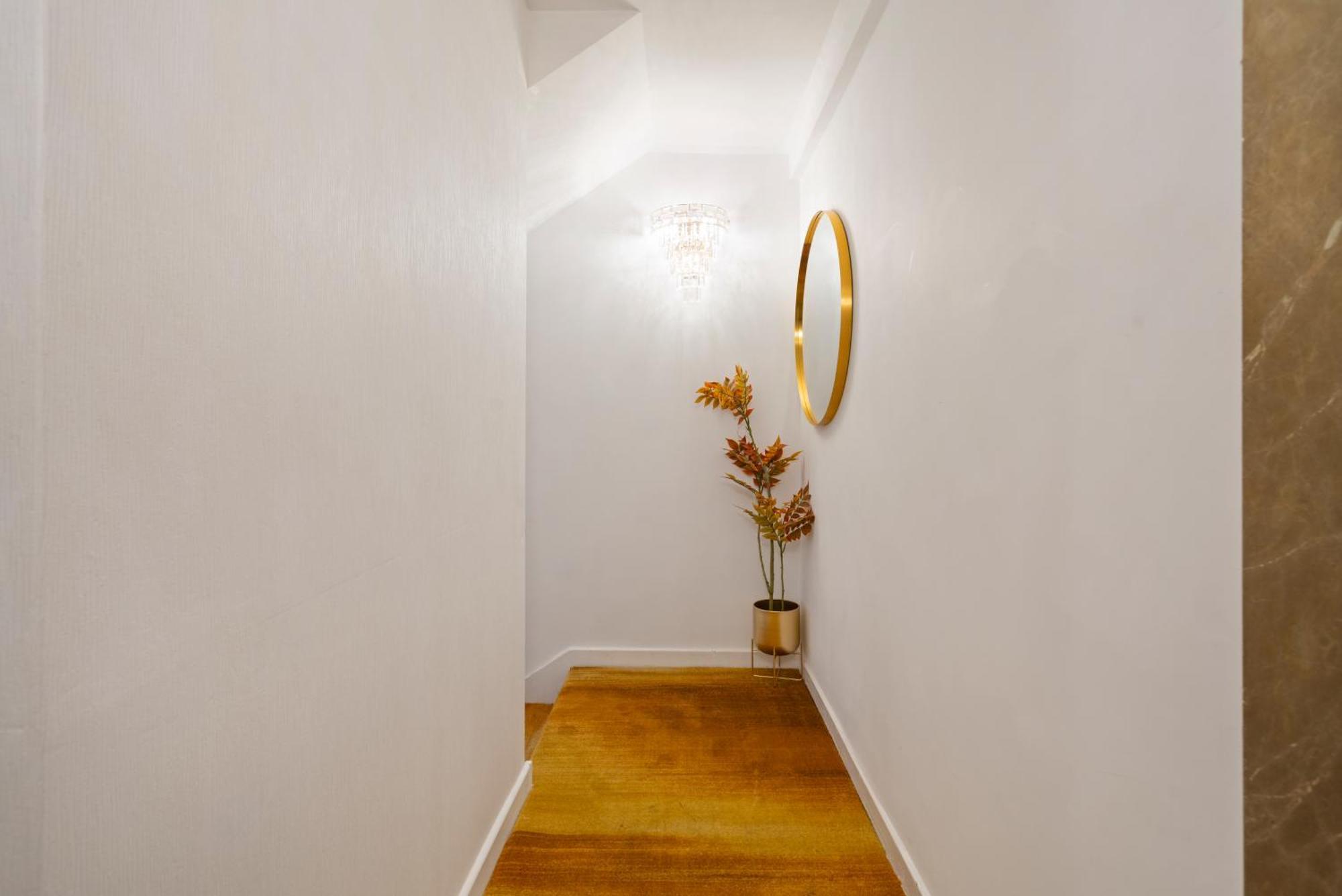 Chic & Modern 1-bedroom In Prime Mayfair H2 London