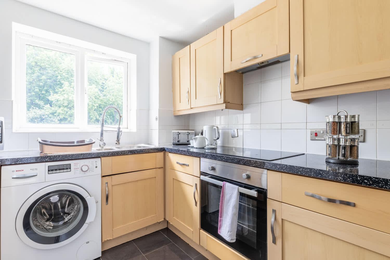 Modern 2br - 25min To London