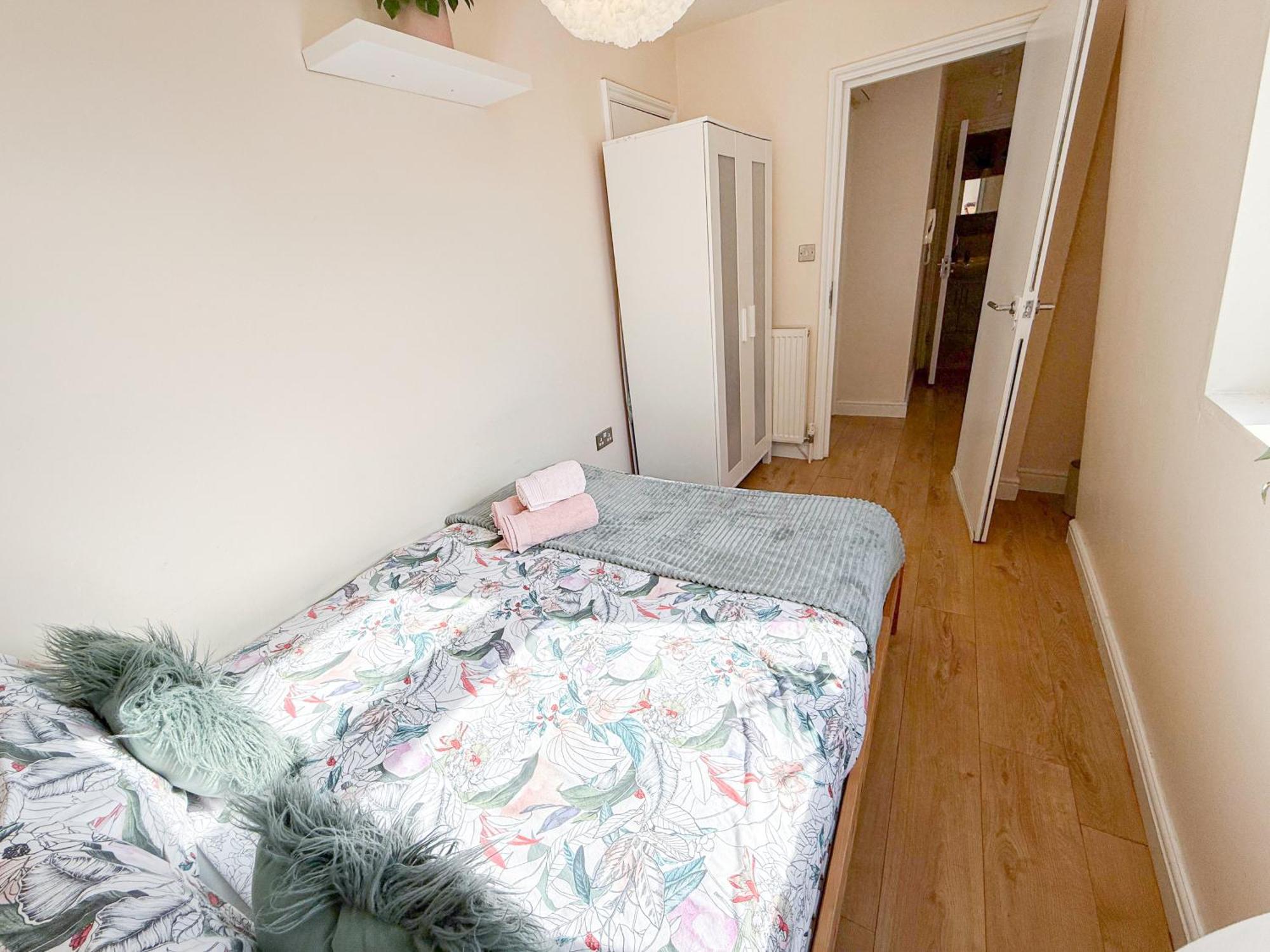 Apartment Lovely 3 Bedroom Flat , Aldgate, Tower Hill, Whitechapel London