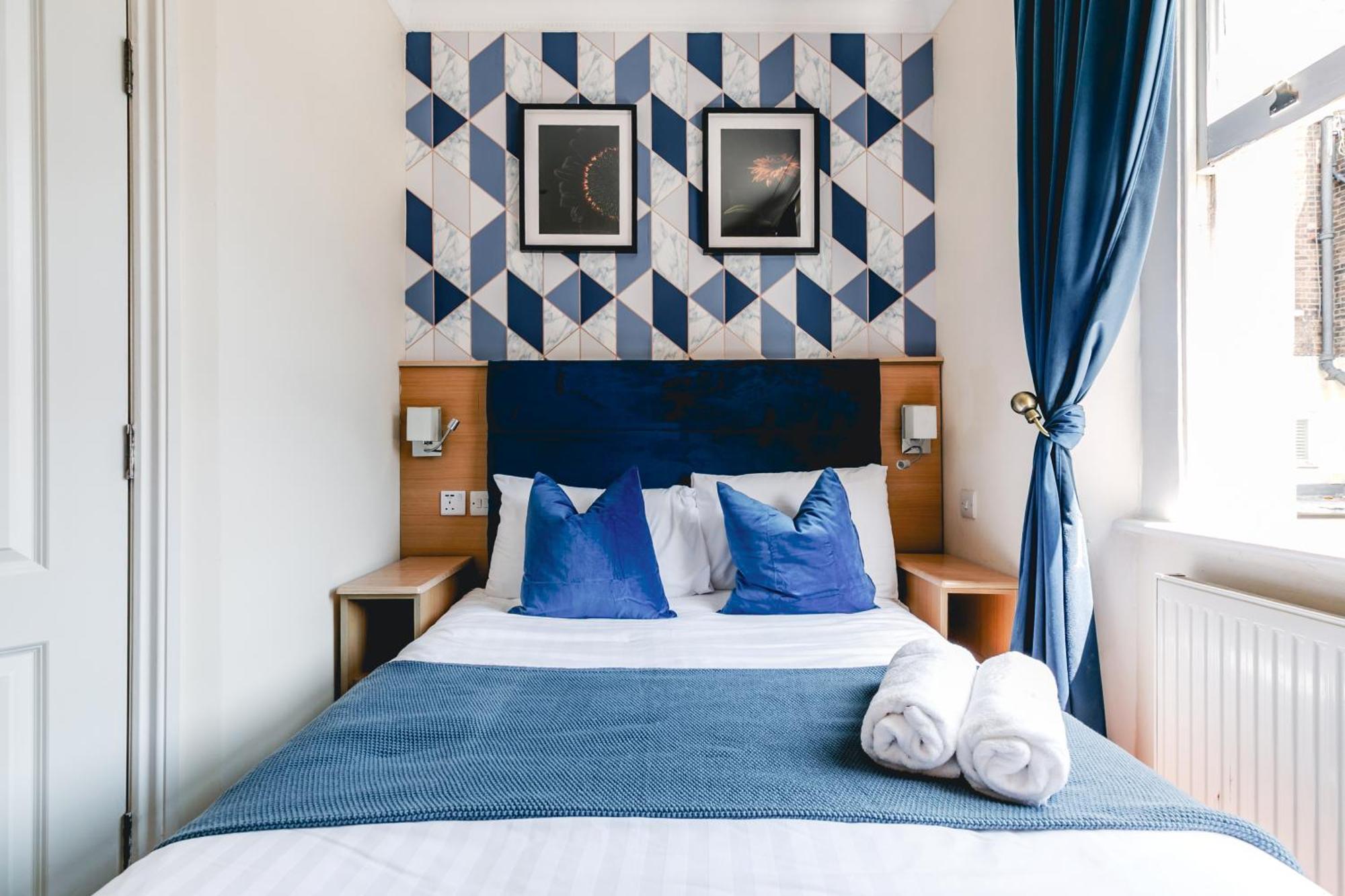 Mina Hotel 3*