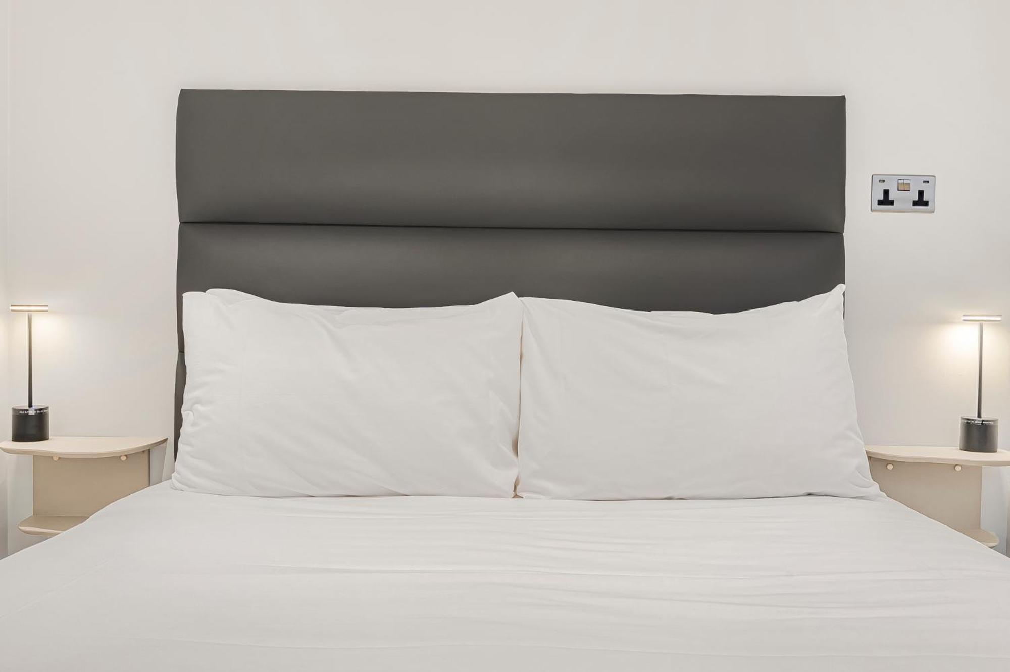Luxlet - Heart Of Hampstead,