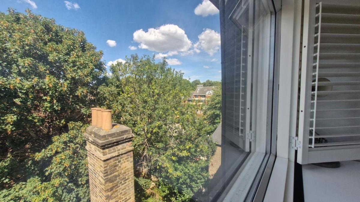 Charming Bright 2-bed Heritage Flat, Battersea Park,