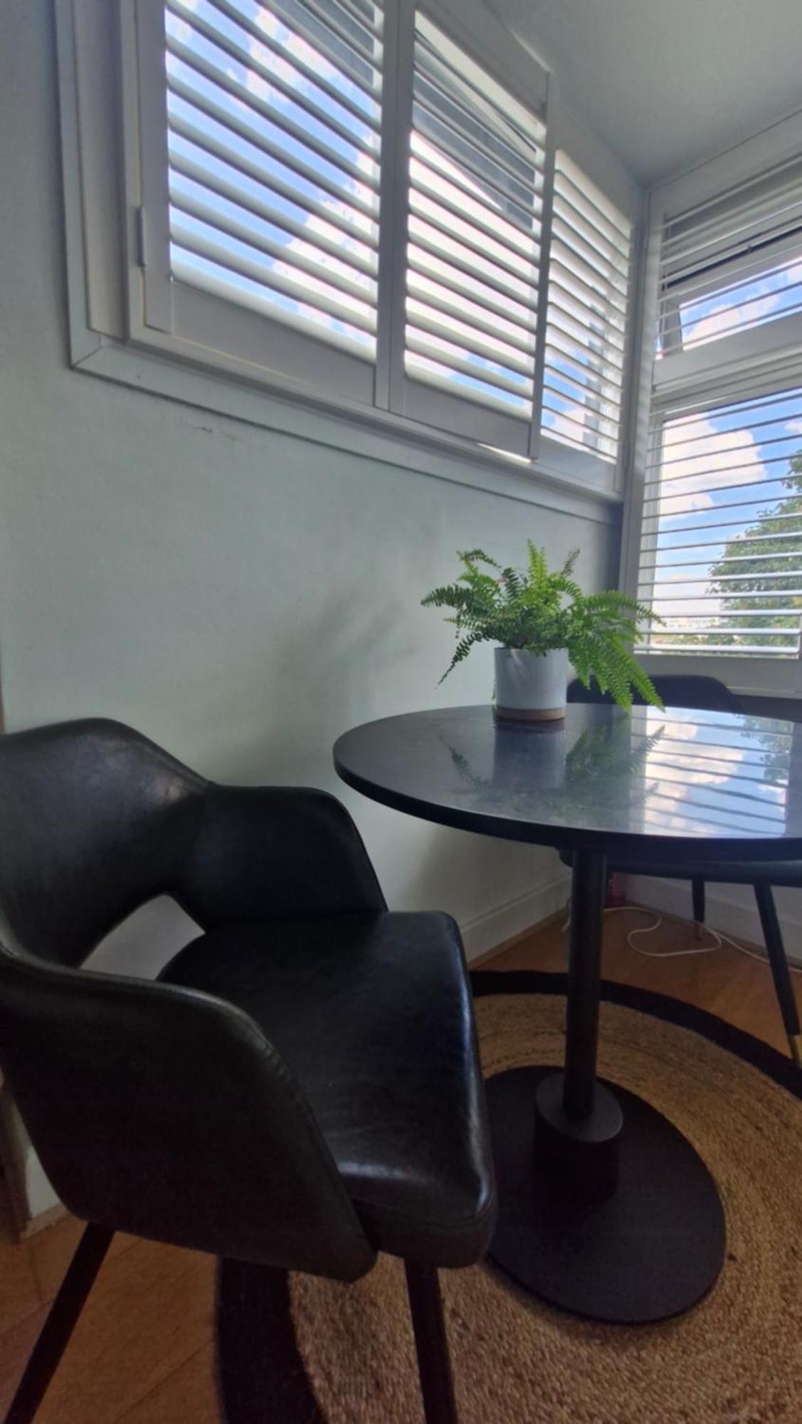Charming Bright 2-bed Heritage Flat, Battersea Park, Apartment London