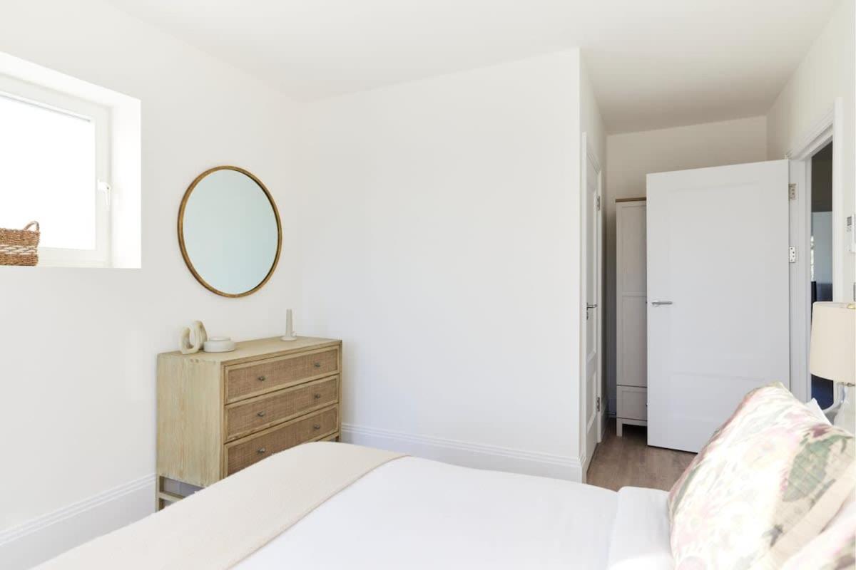 The Wembley Park Sanctuary - Stunning 2bdr Flat With Balcony Apartment London