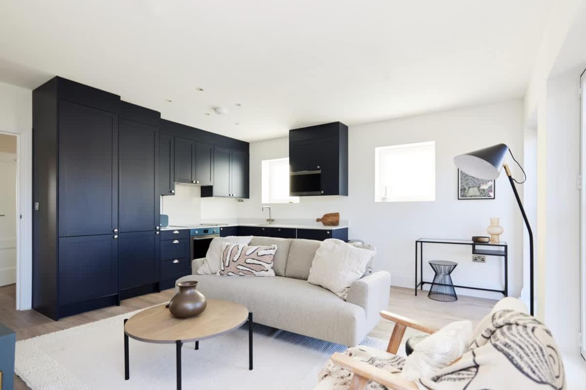 The Wembley Park Sanctuary - Stunning 2bdr Flat With Balcony Apartment London