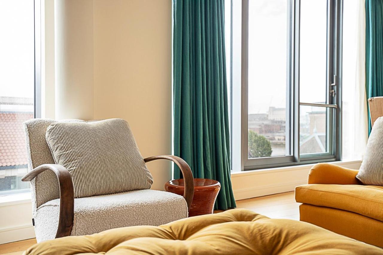 Luxury Penthouse Overlooking The Thames Apartment *