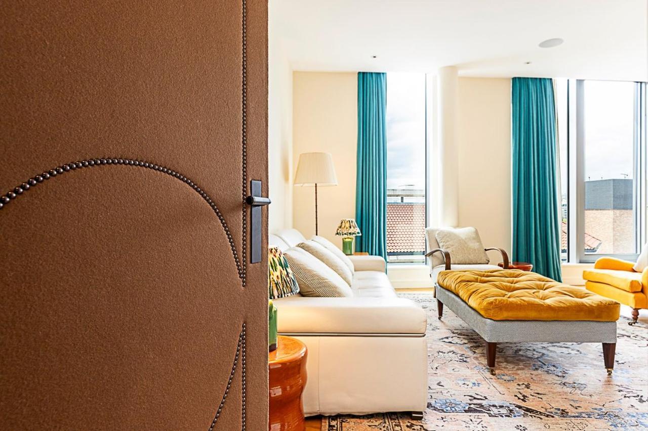 Apartment Luxury Penthouse Overlooking The Thames London