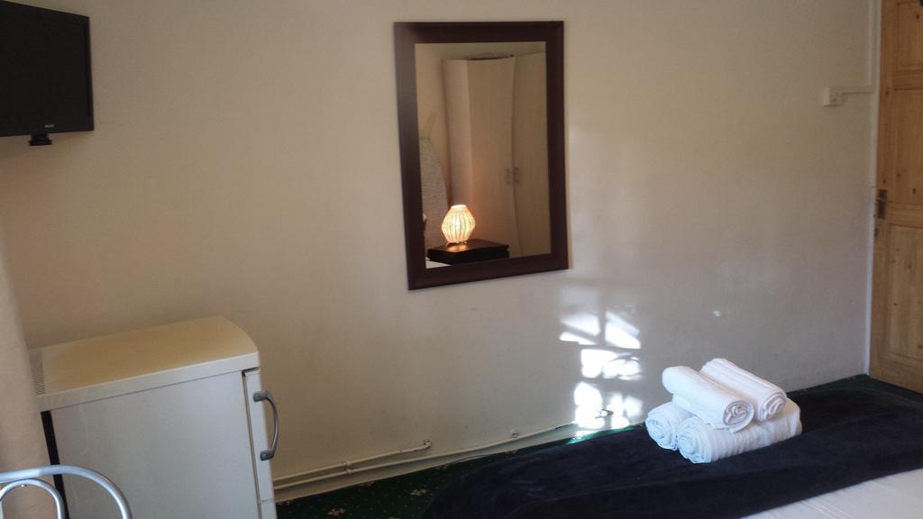 Hostel Whitechapel Rooms *