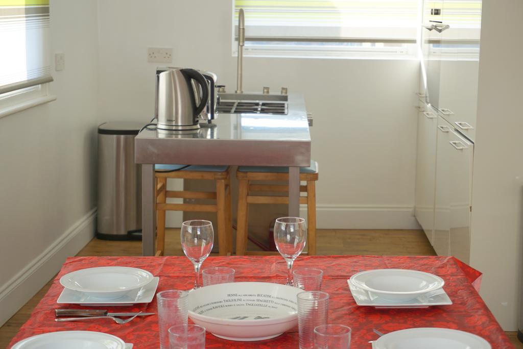 Apartment Landor Road London