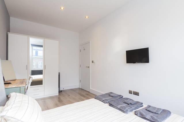 Generous Apartments Apartment