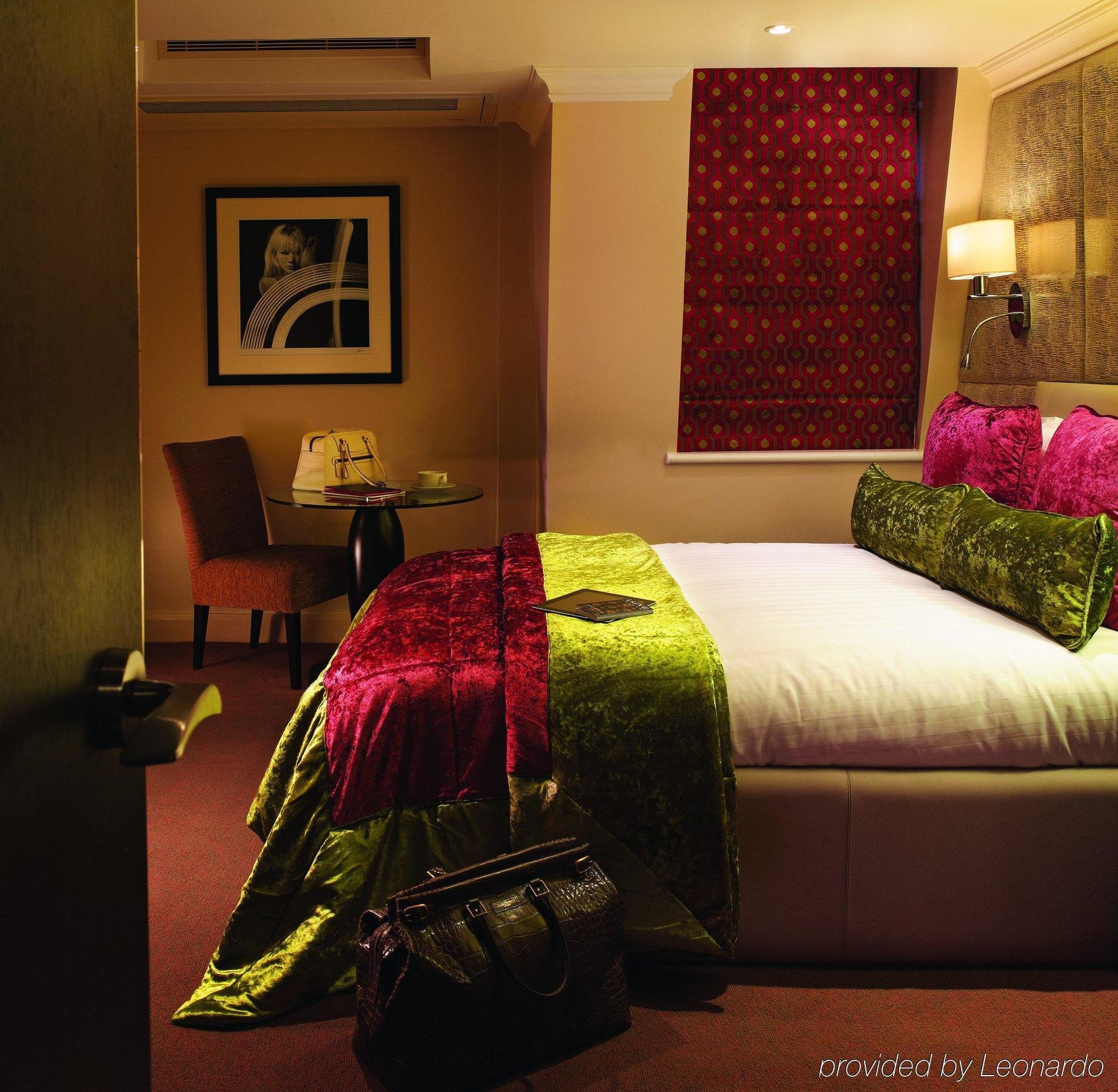 Radisson Blu Edwardian Mercer Street Hotel,