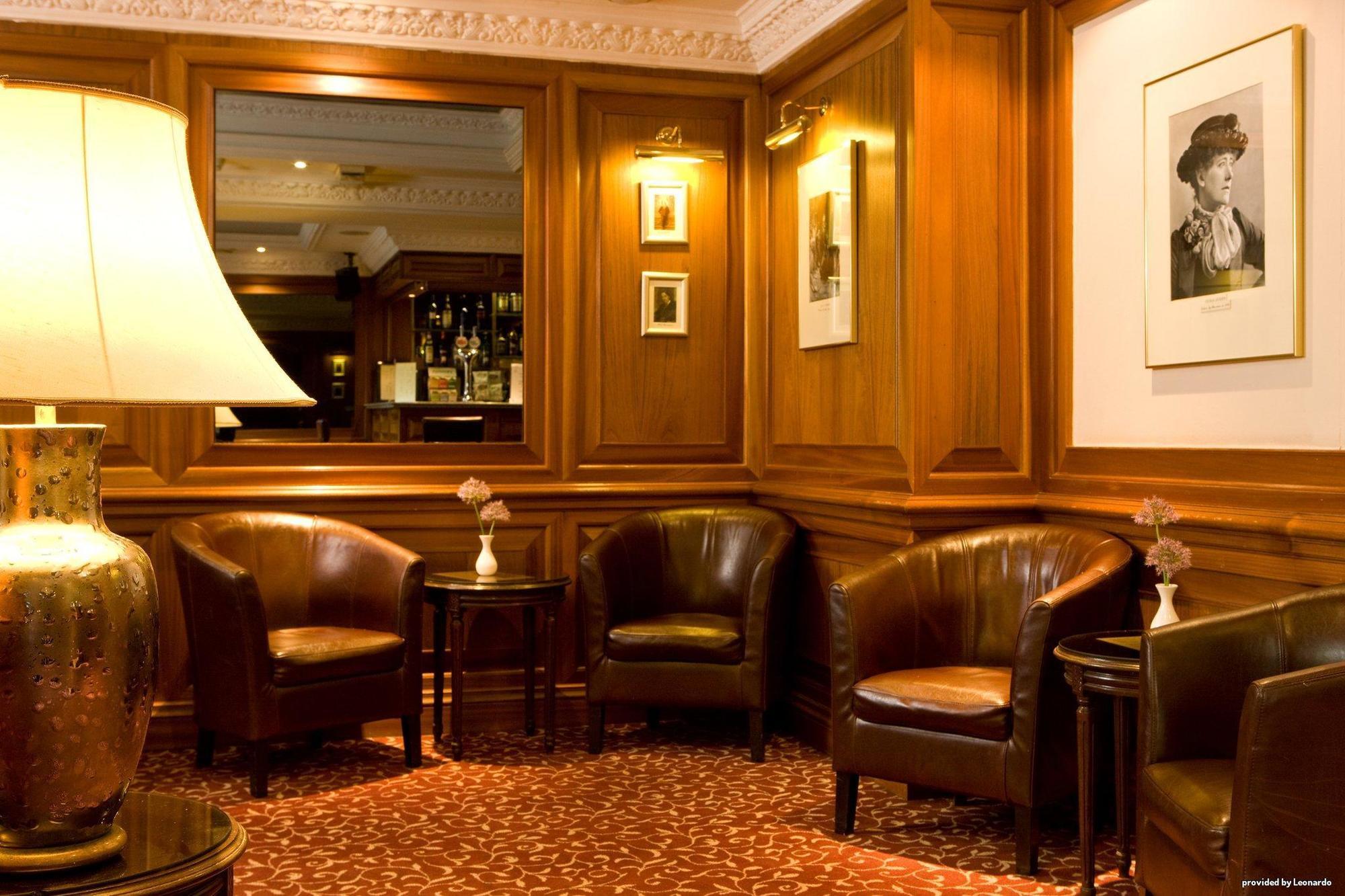 Western Burns Kensington Hotel London