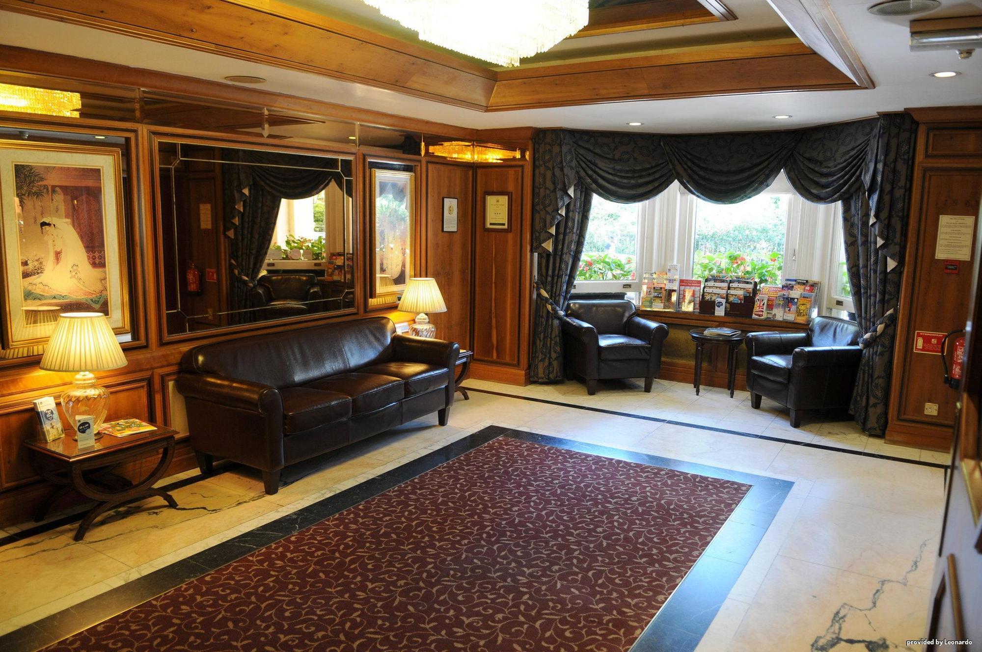 Western Burns Kensington Hotel 3*