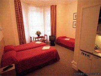 Astons Hotel London