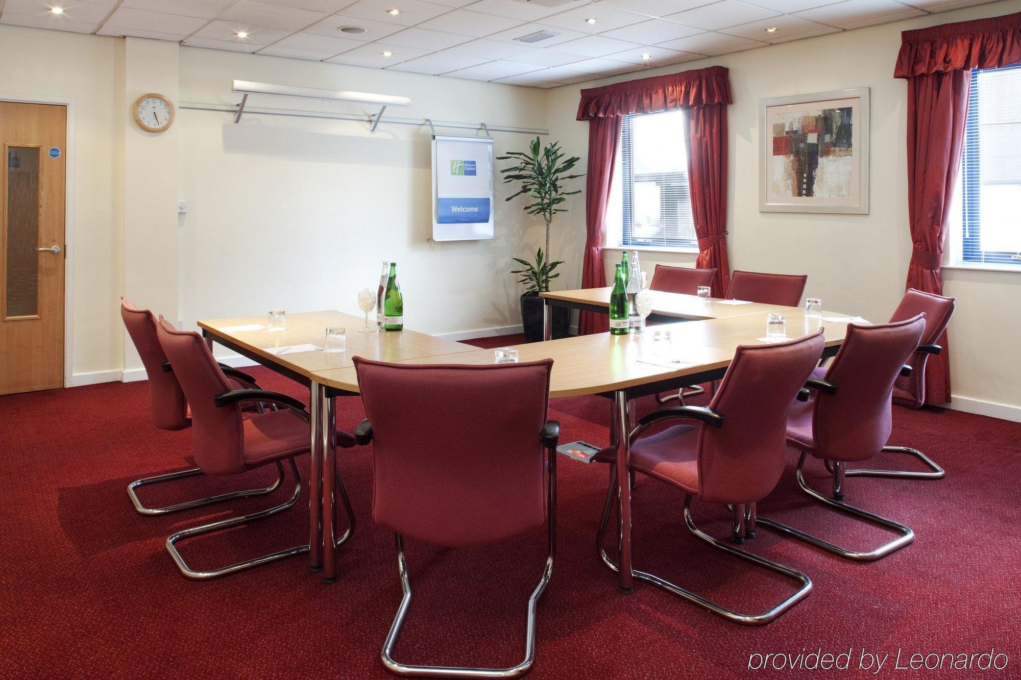 Express Park Royal By Ihg 3* London