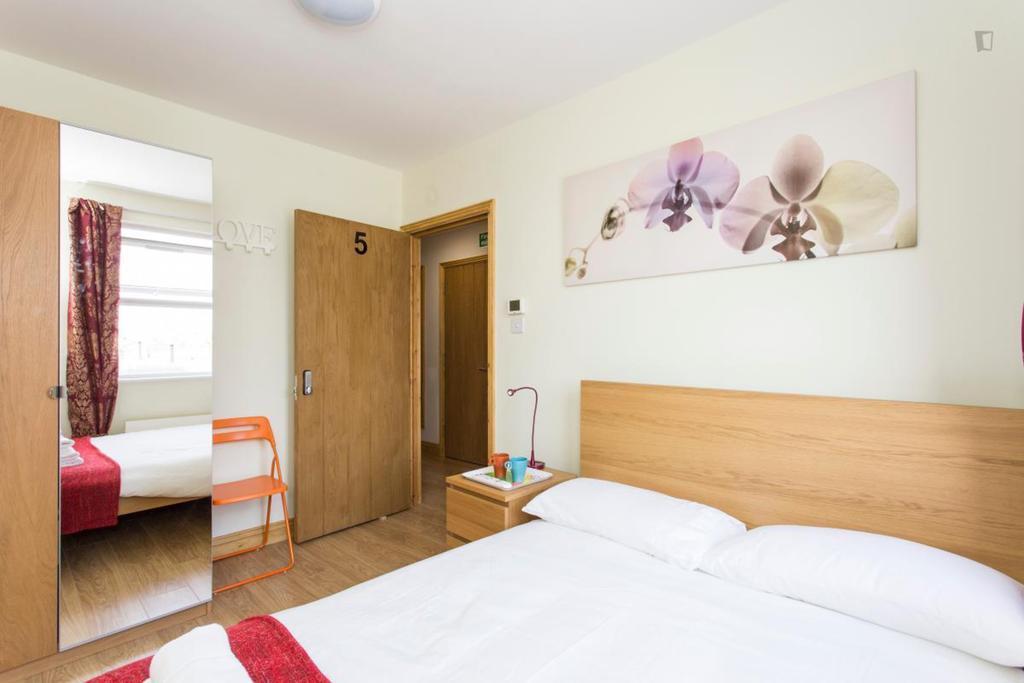 Guest house 406 Harrow