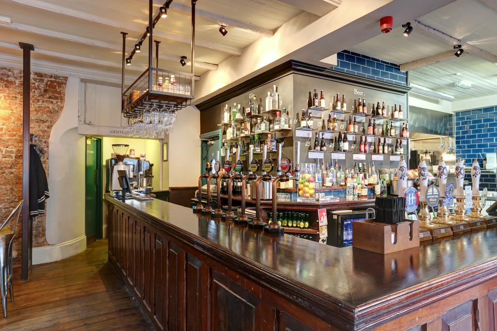 Publove @ The Exmouth Arms, Euston