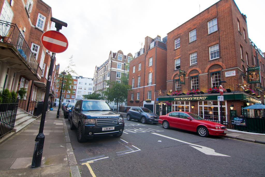Bloomsbury Residences Apartment *