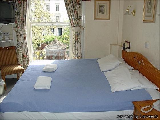 The Pilgrm Hotel London