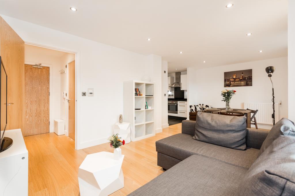 Appartement Joivy Lovely 1-bed Flat Near 02 Arena Londen