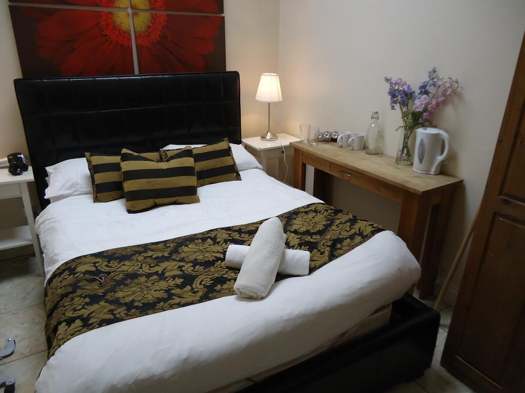 Kings Cross Apartment London